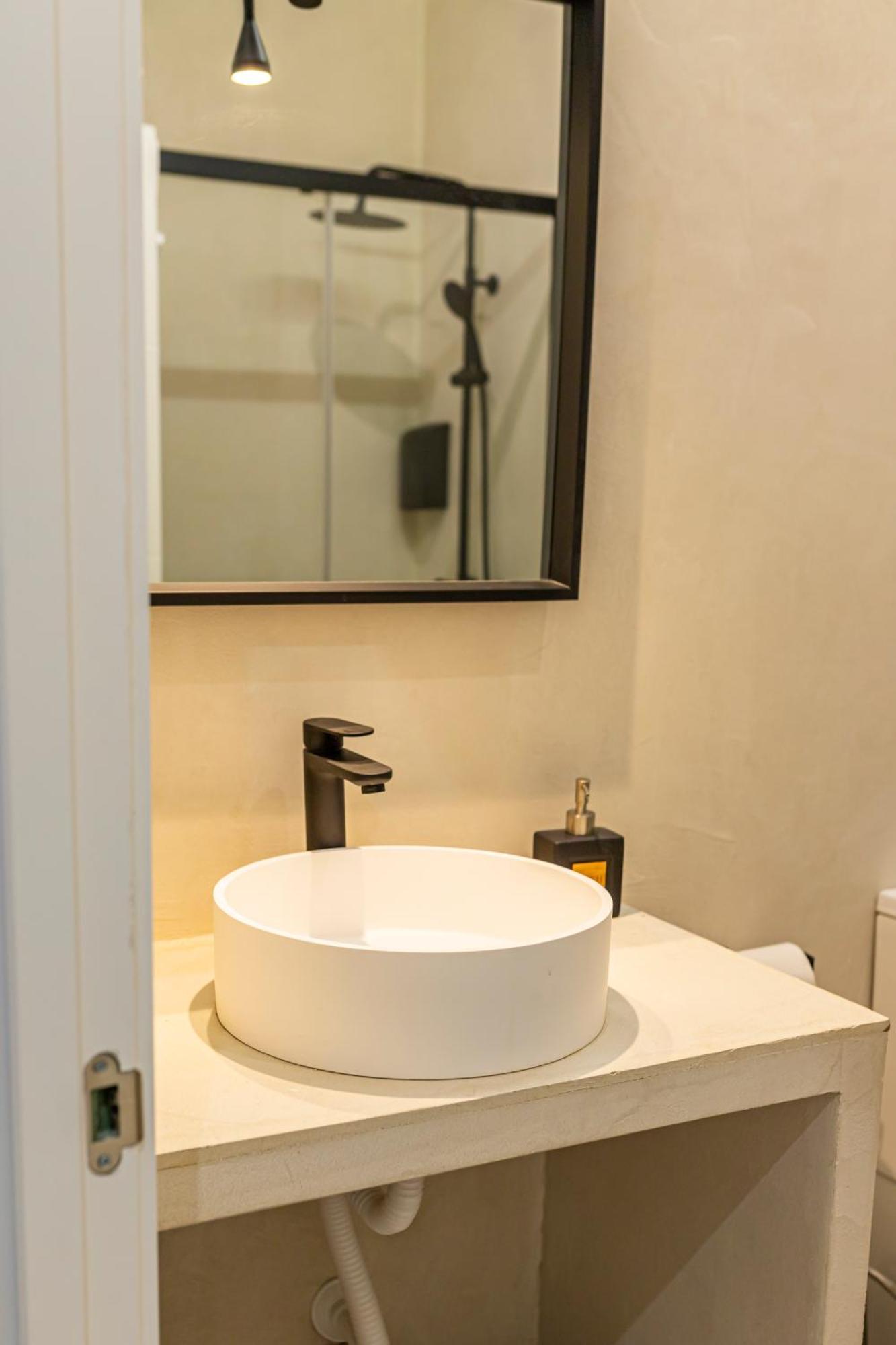 Resolana Suites Sevilla Bagian luar foto